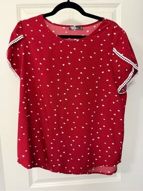 Red Heart-Print Short Sleeve Top